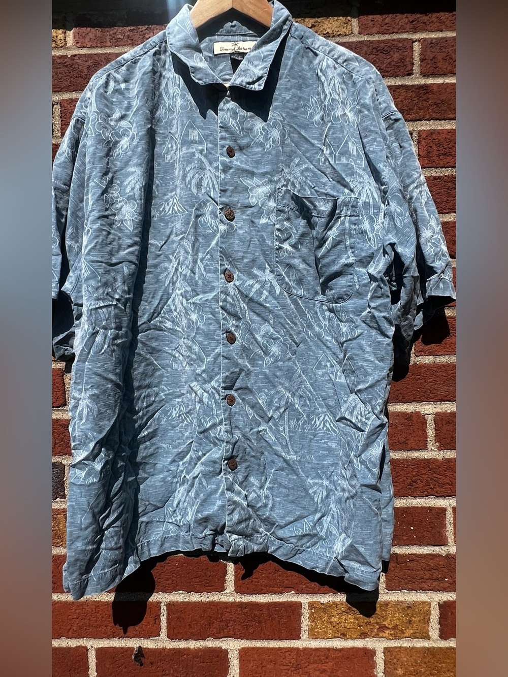 Tommy Bahama Men's XL 100% Silk Jacquard Palm Tree Print  Shirt Short Sleeve